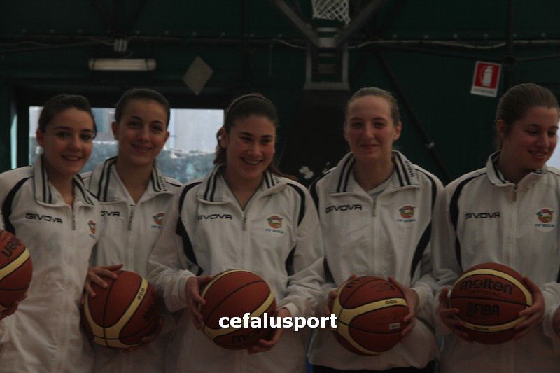 120218 basket 017_tn.jpg